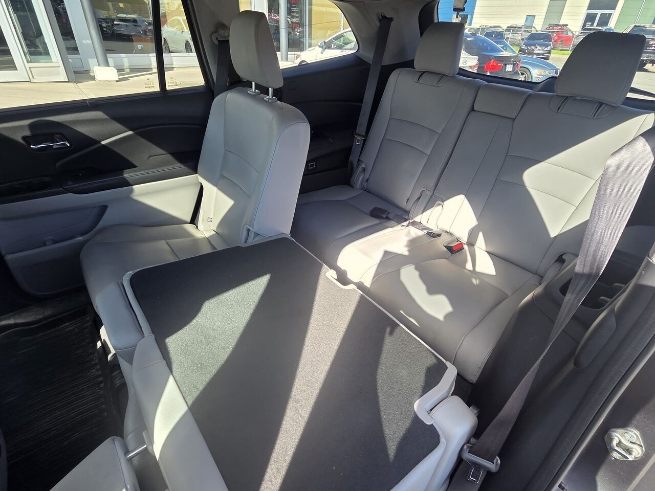 Honda Pilot 7 Passagers 2017 Gris Granby - photo #14