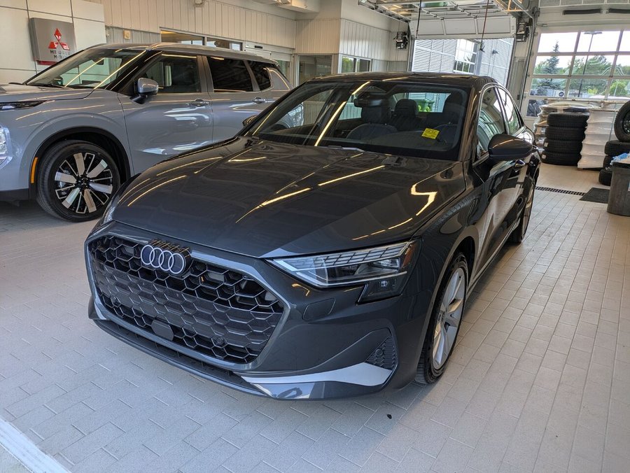 Audi A3 TFSI Quattro 2026 Gris