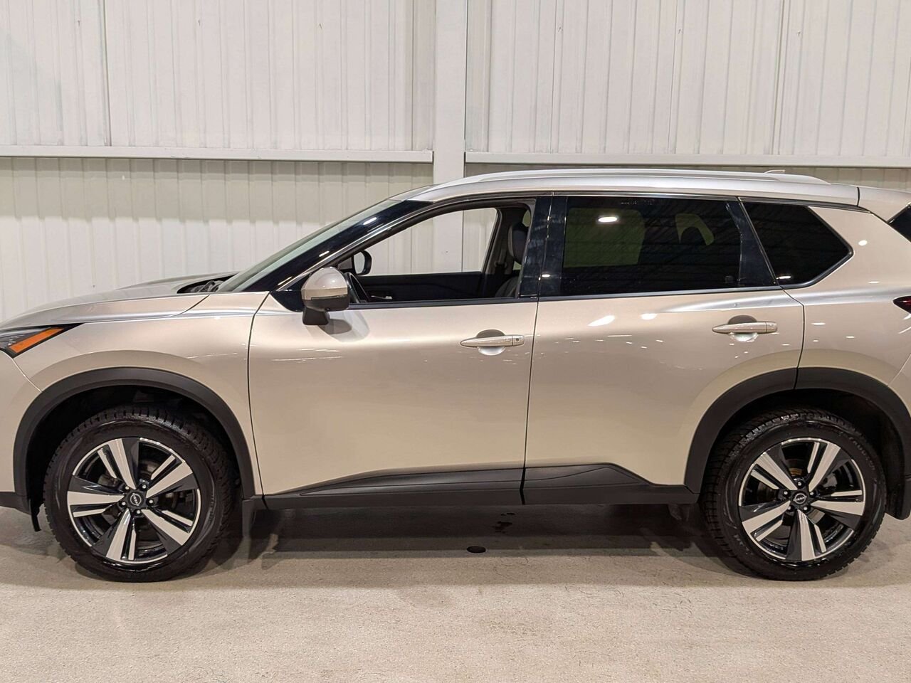 2024 Nissan Rogue AWD SL Silver Val-David - photo #4