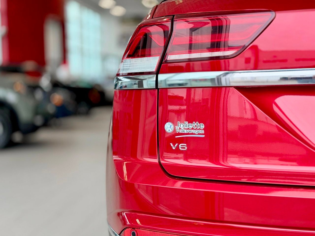 2021 Volkswagen Atlas Cross Sport Red Notre-Dame-des-Prairies - photo #12