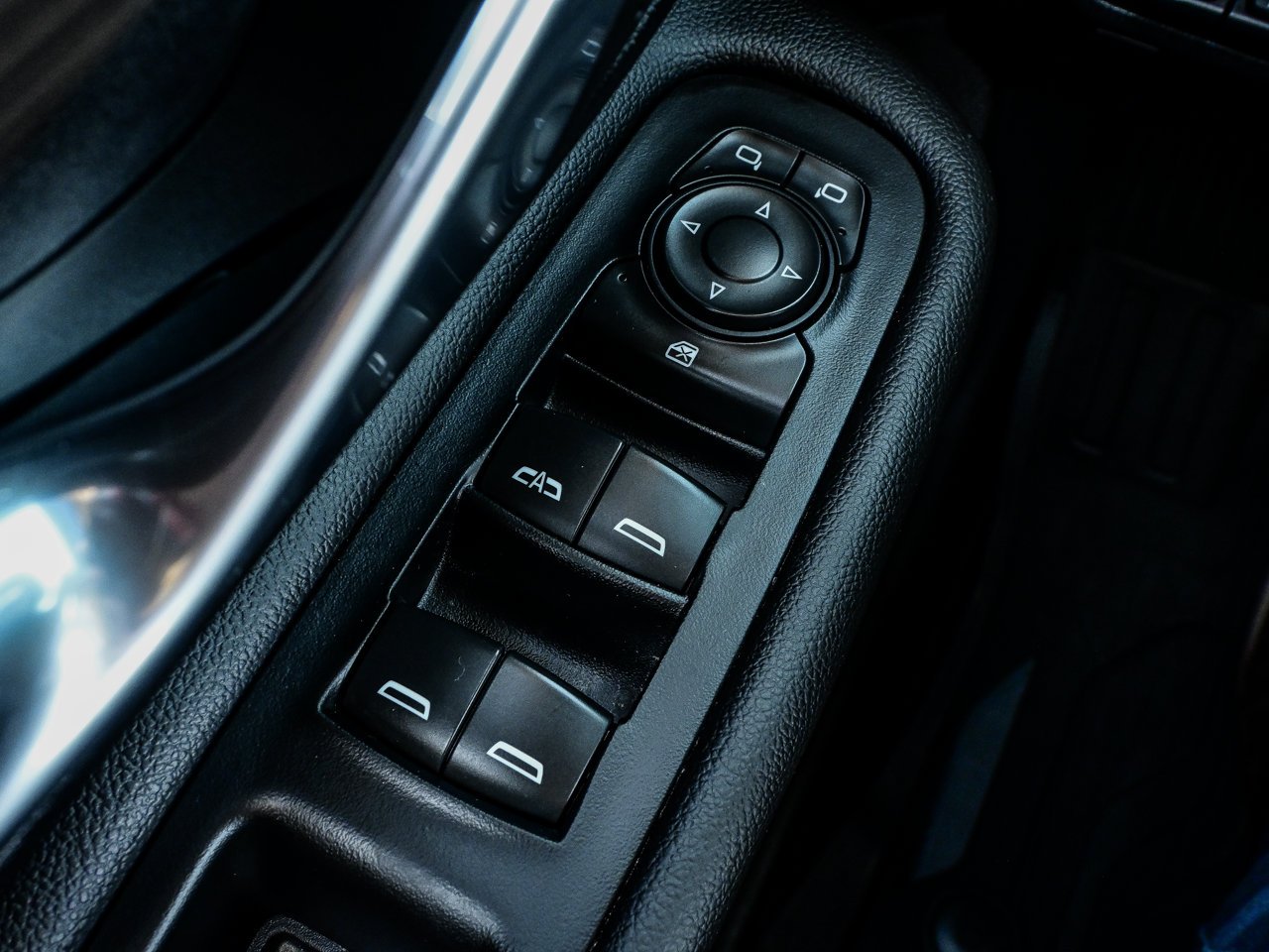 2022 GMC Terrain AWD 4dr Denali White Sherwood Park - photo #18