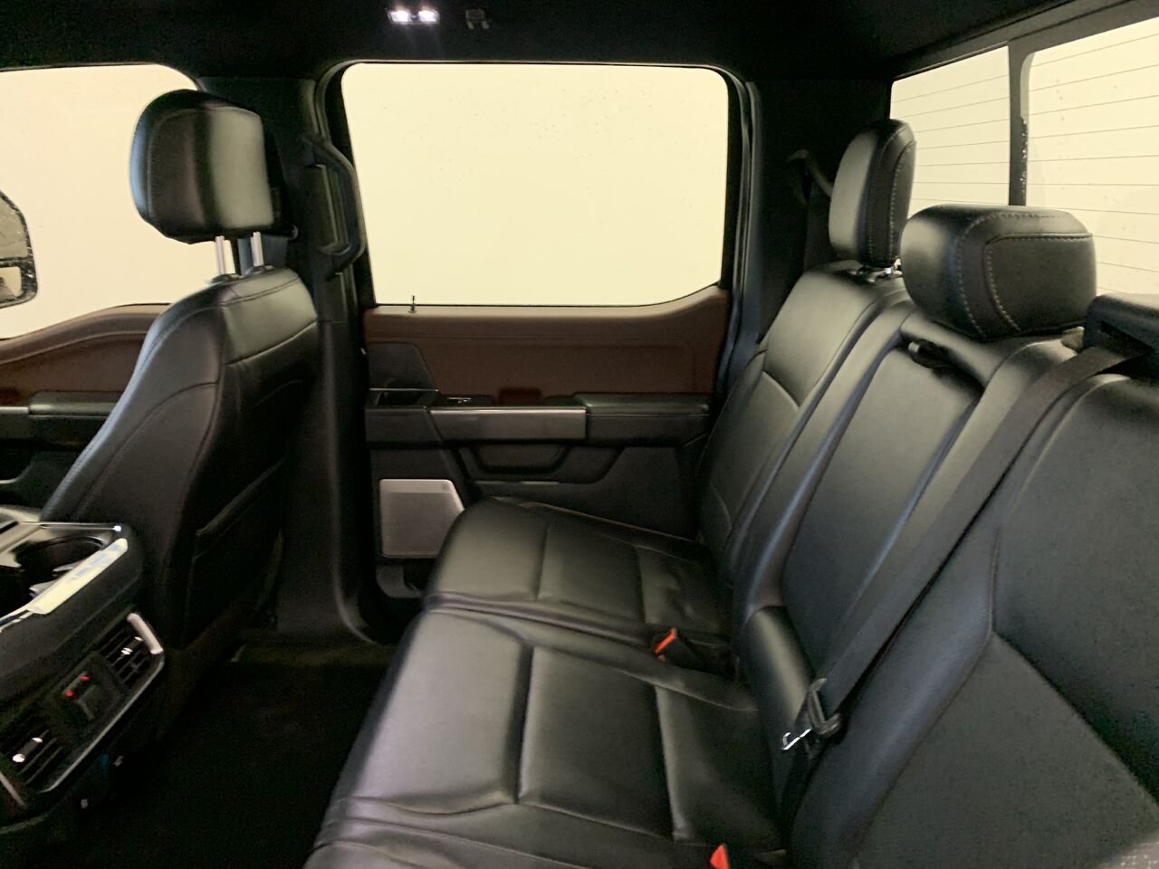 Ford F-150 LARIAT CREW CAB 502A, MAX TOW, GEN 2.0KW 2022 Noir Châteauguay - photo #23