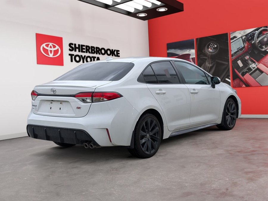 2023 Toyota Corolla SE/SIÈGES CHAUFFANTS/VOLANT CHAUFFANT/TOIT OUVRANT/AC/BLUETOOTH/CAMERA DE RECUL White