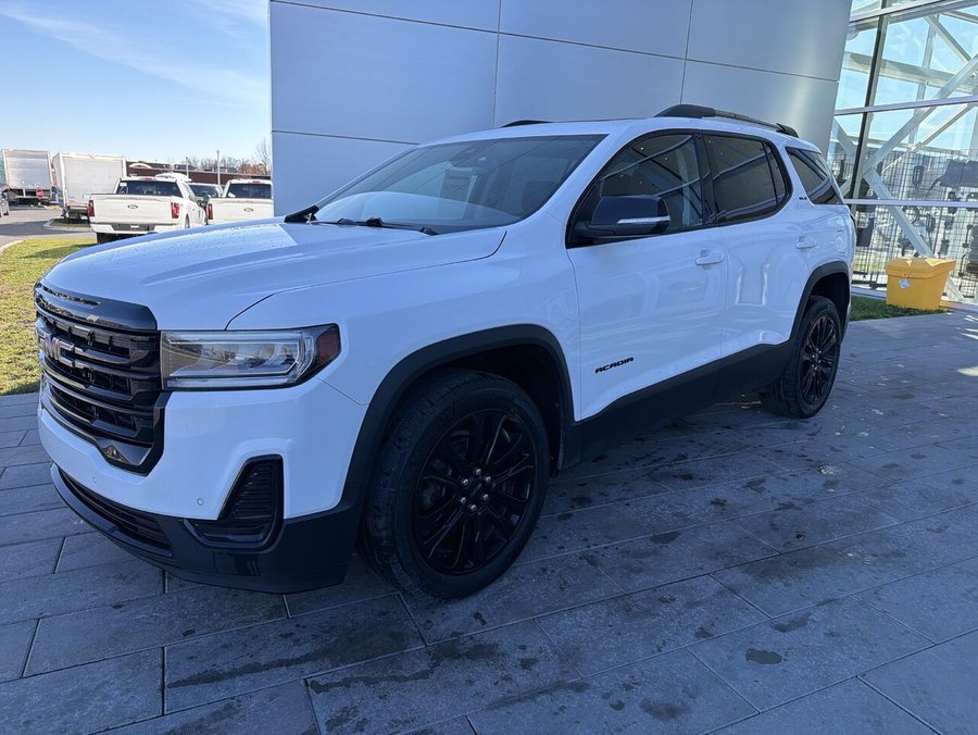 GMC Acadia SLE ** AWD ** V6 ** TOIT ** ÉLÉVATION ** GR. REMORQUAGE ** CARFAX CLEAN ** 2023 Blanc