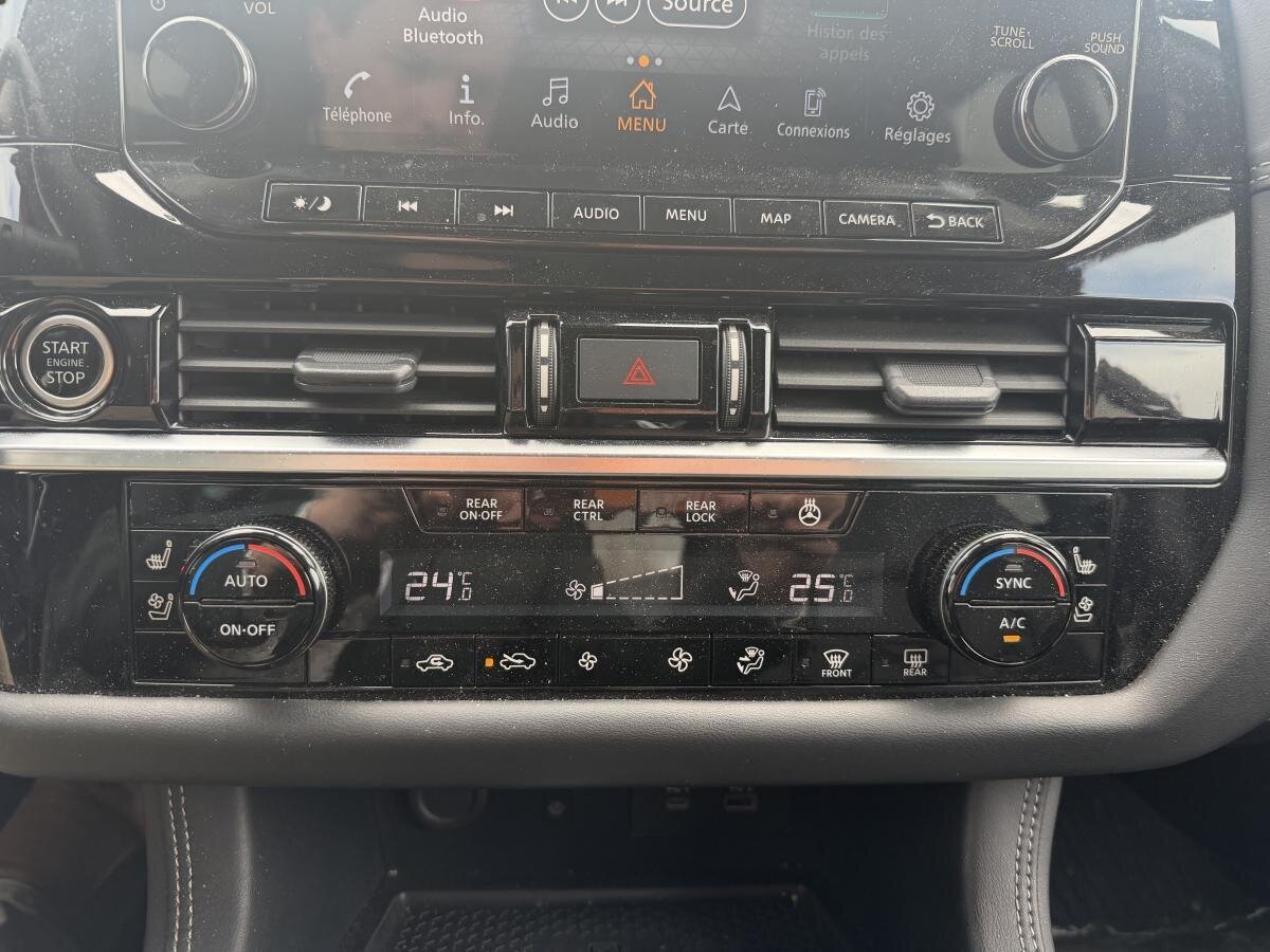 Nissan Pathfinder 2023 Gris  - photo #13