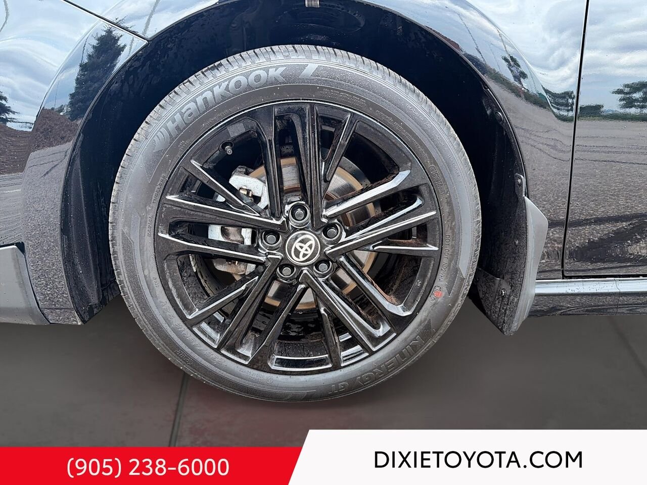 2026 Toyota Camry HYBRID SE UPGRADE AWD / CLEAN CARFAX / ALLOY WHEELS / MOONROOF / CARPLAY AND ANDROID AUTO Black Mississauga - photo #6