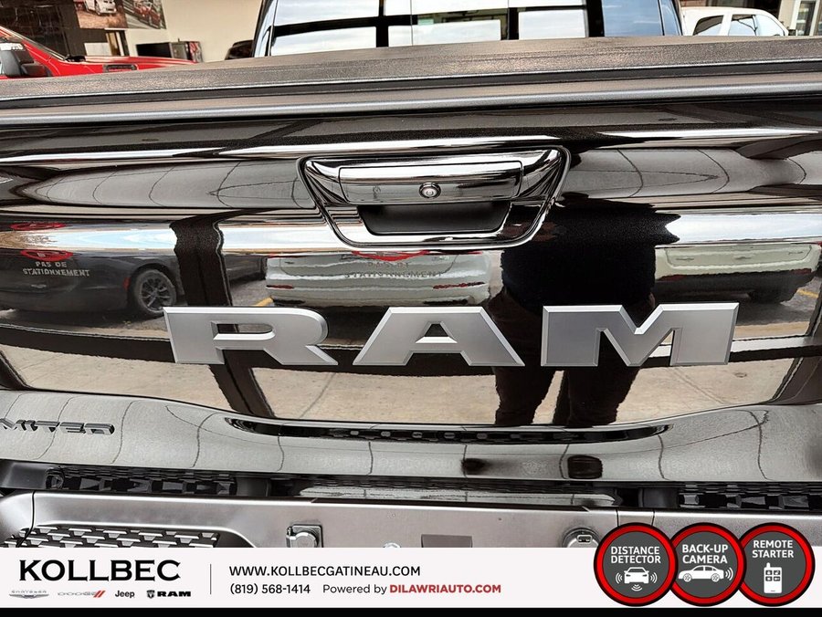 RAM 1500 Limited cabine d'équipe 4x4 caisse de 5 pi 7 po 2026 Couche nacrée cristal noir étincelant