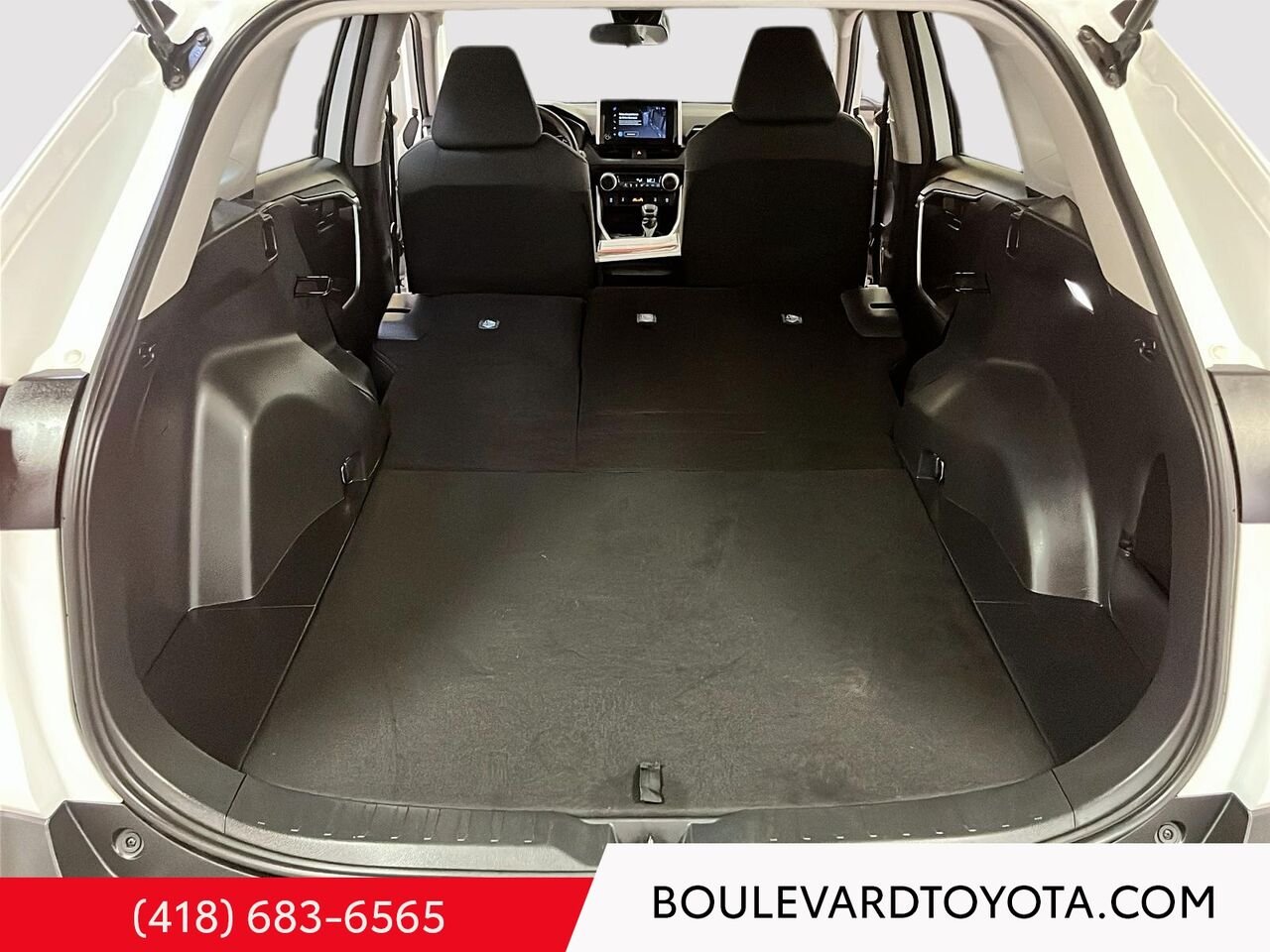 Toyota RAV4 100372A-12 | LE, AWD 2025 Blanc Québec - photo #19