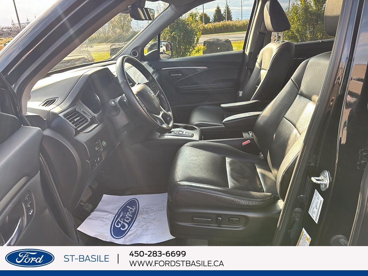 2022 HONDA PILOT Black Saint-Basile-le-Grand - photo #21