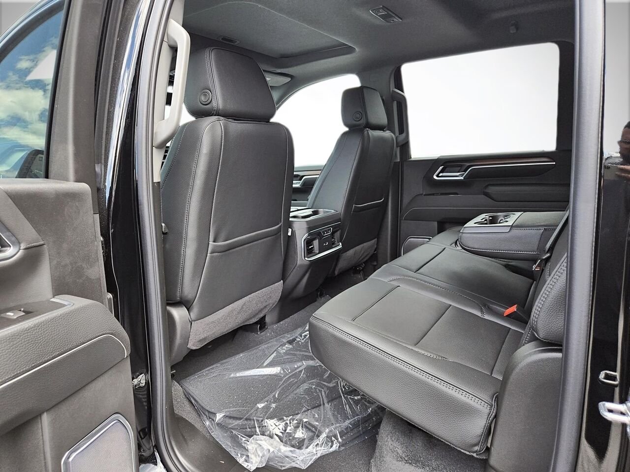 GMC Sierra 3500HD Denali cabine multiplace 4RM 172 po 2026 NOIR ONYX Saint-Hyacinthe - photo #7
