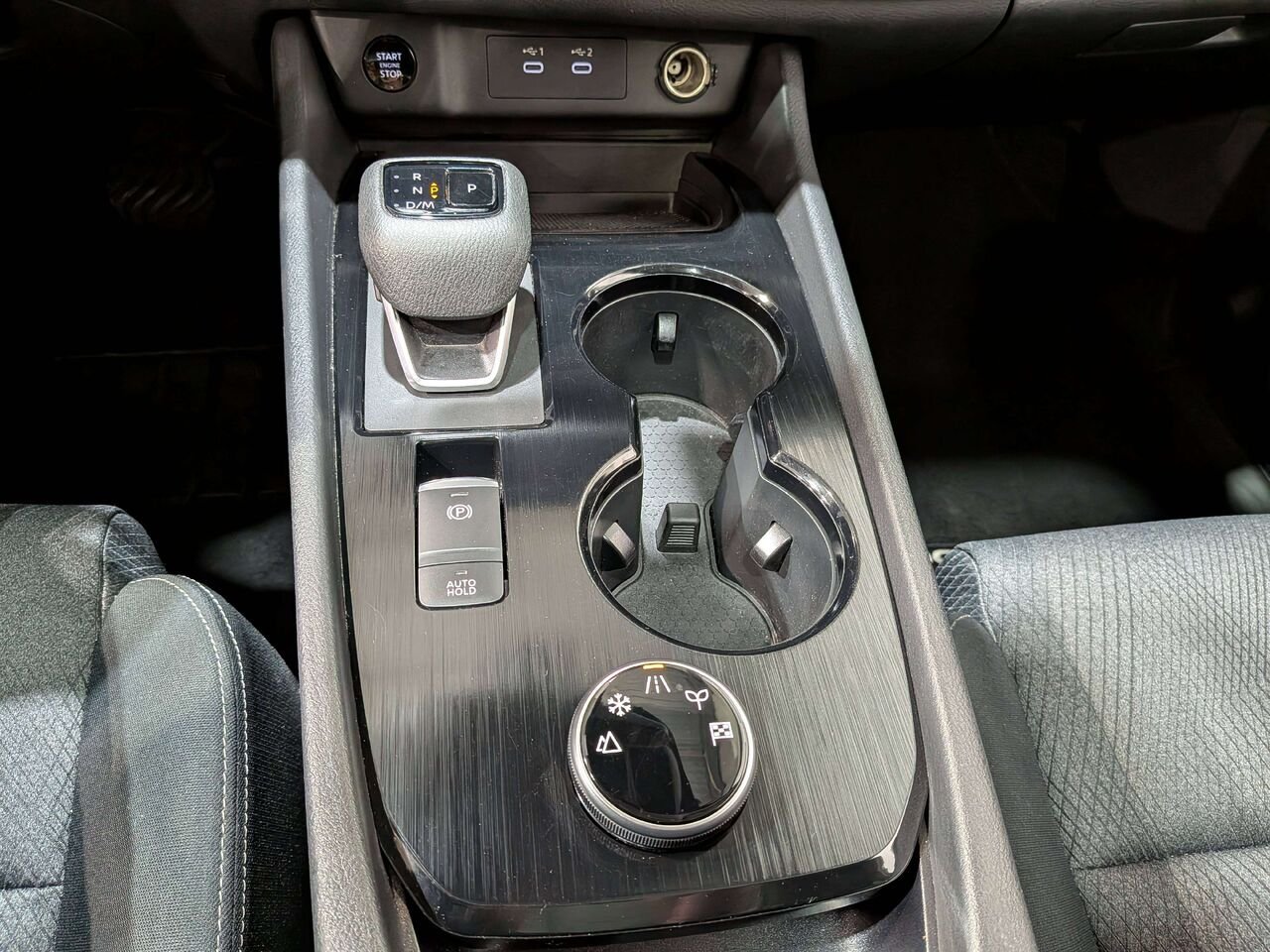 2024 Nissan Rogue AWD SV Moonroof Black Mirabel - photo #28