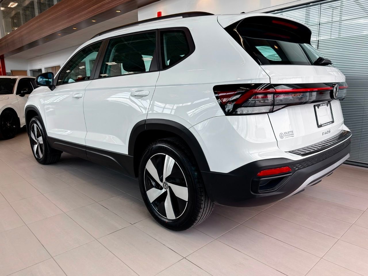 2026 Volkswagen Taos Notre-Dame-des-Prairies - photo #8
