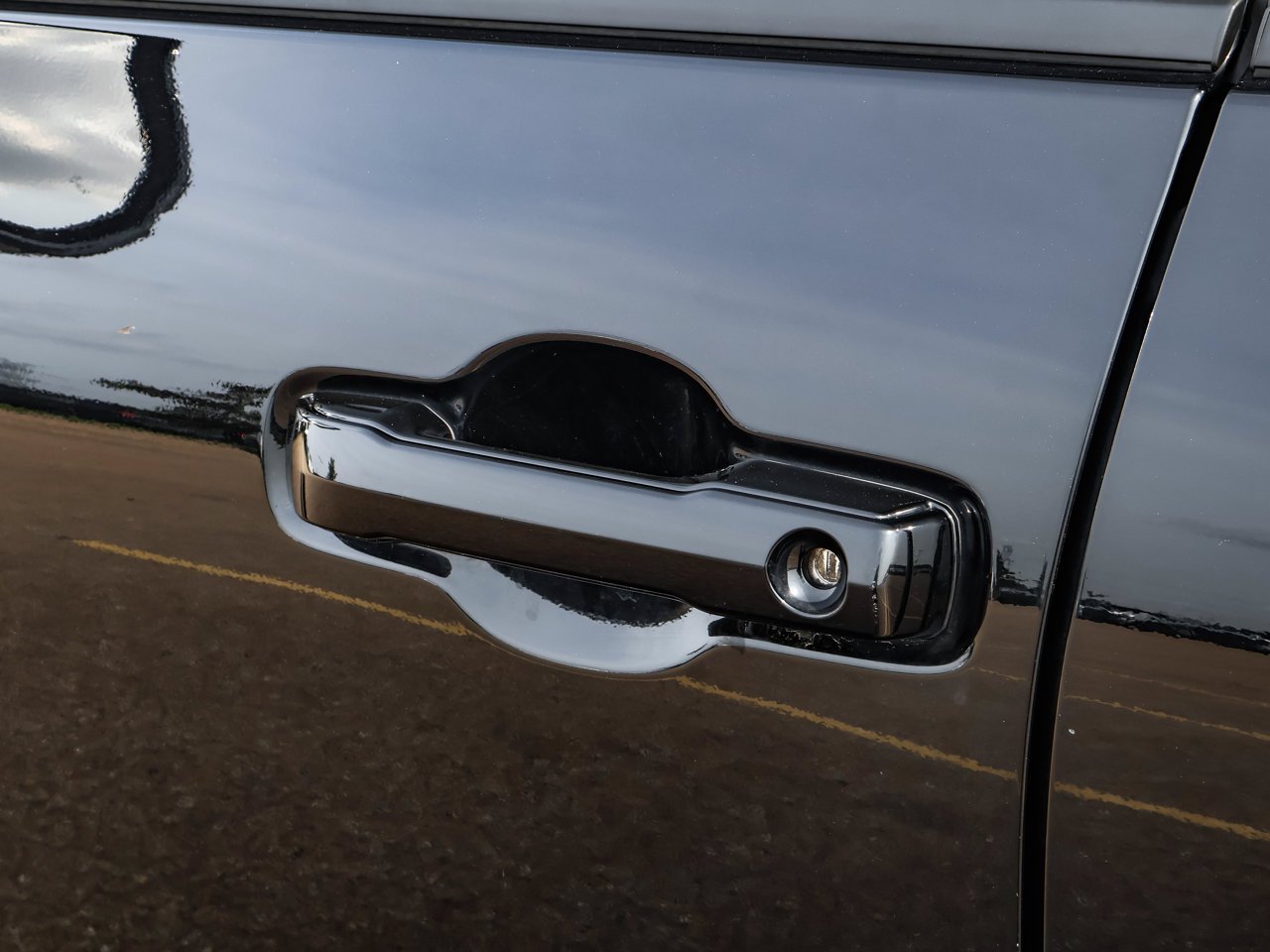 2024 Toyota Tundra 4x4 Double Cab SR Black Sherwood Park - photo #11