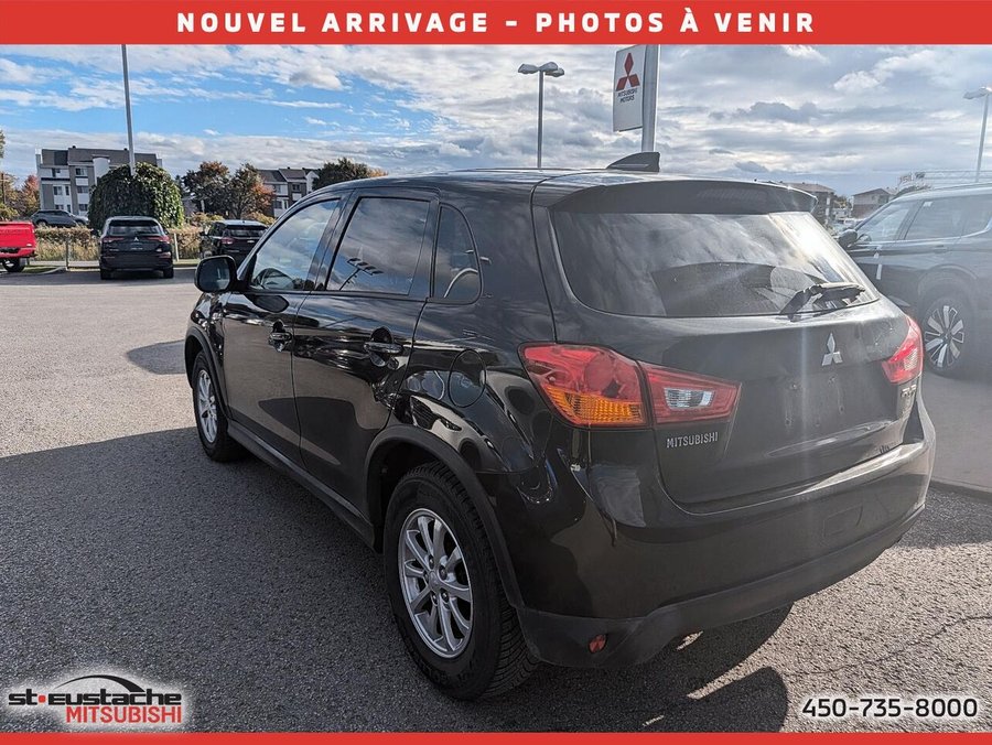 Mitsubishi RVR SE 2.0L 4 portes 2RM CVT-SIÈGES CHAUFFANTS-CAMERA DE RECUL-BLUETOOTH 2017 Noir