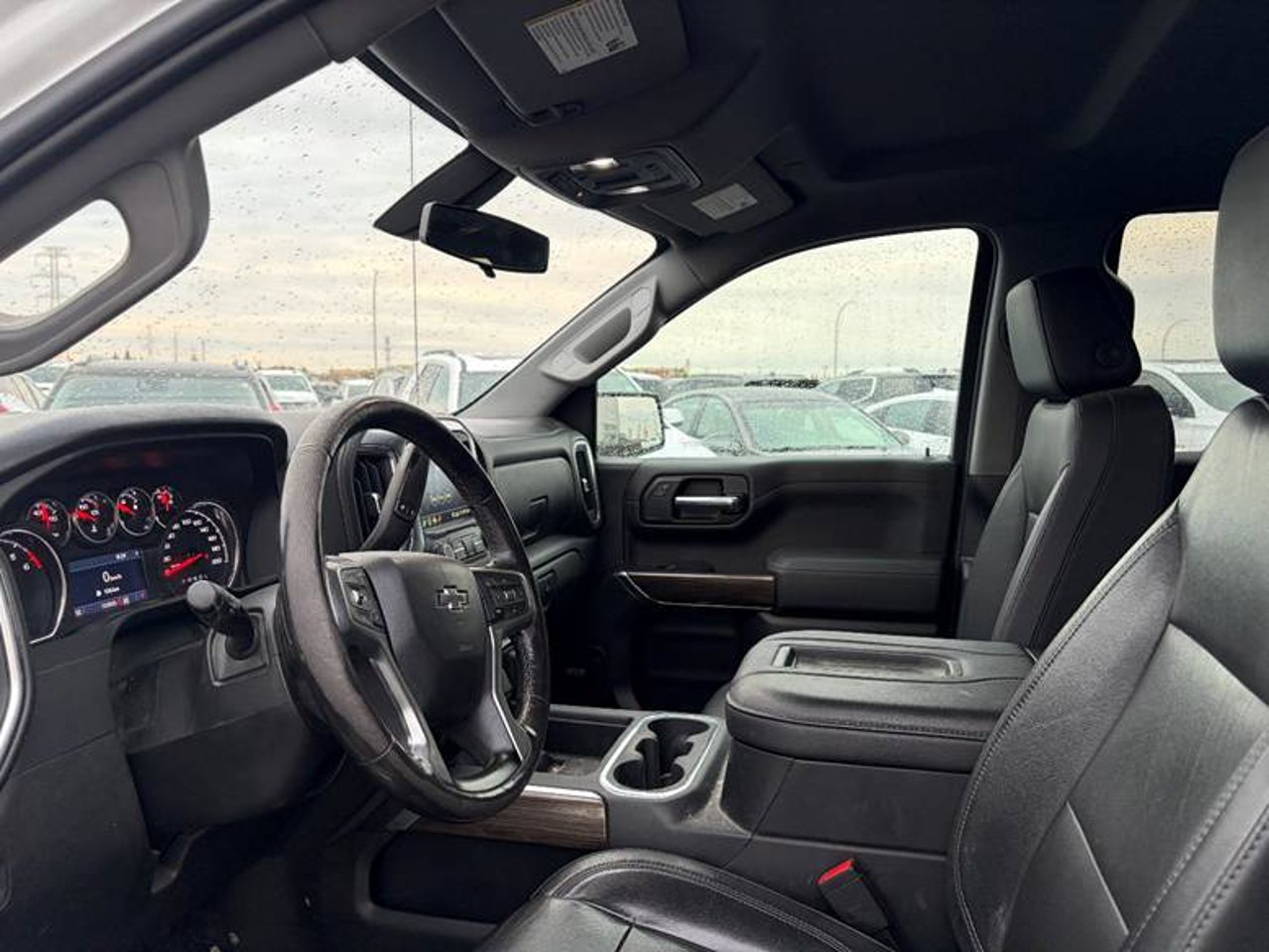 2020 Chevrolet Silverado 1500 4WD Crew Cab 147 RST White Sherwood Park - photo #5
