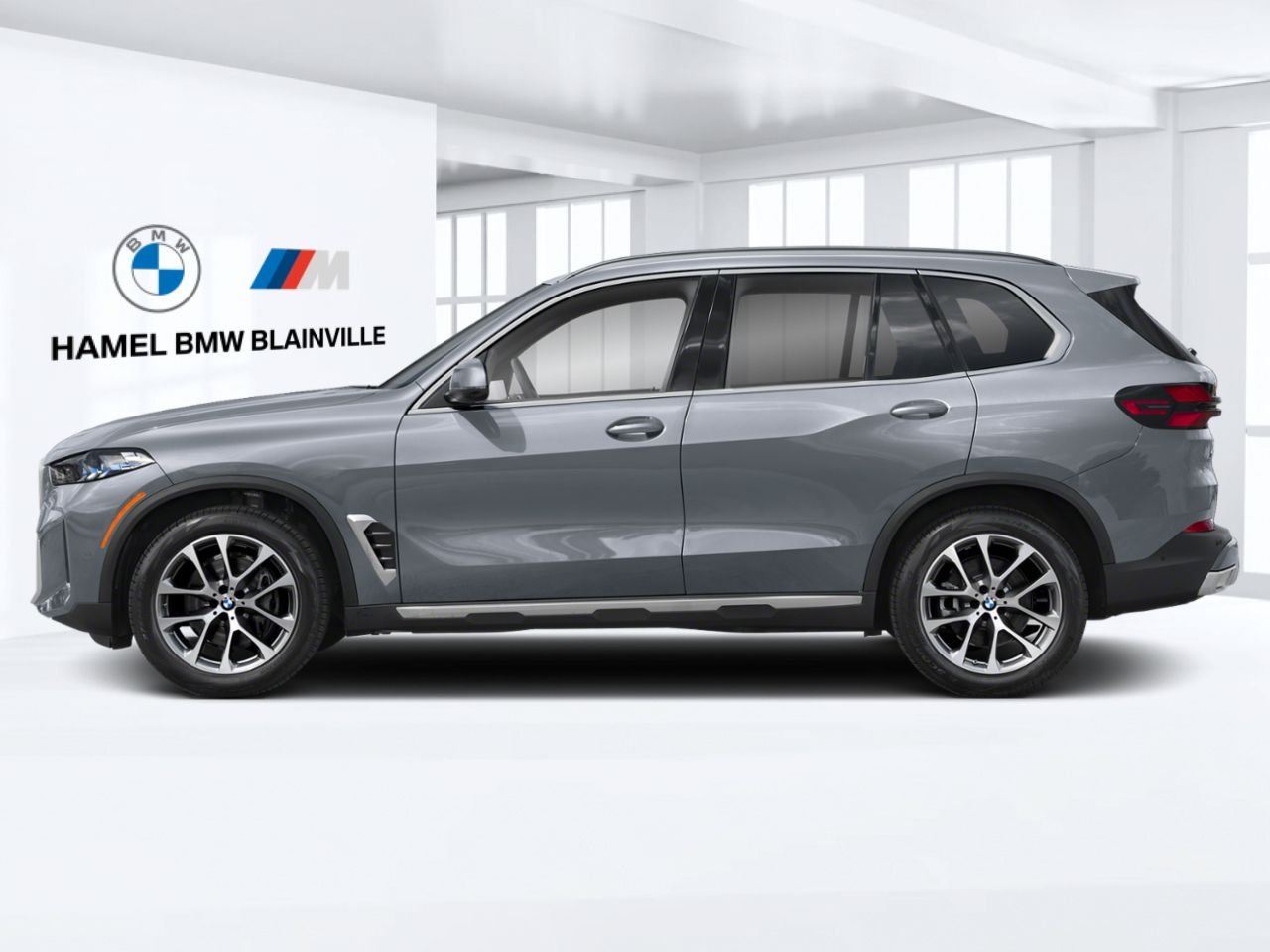 2026 BMW X5 M60i Frozen Pure Grey Blainville - photo #2