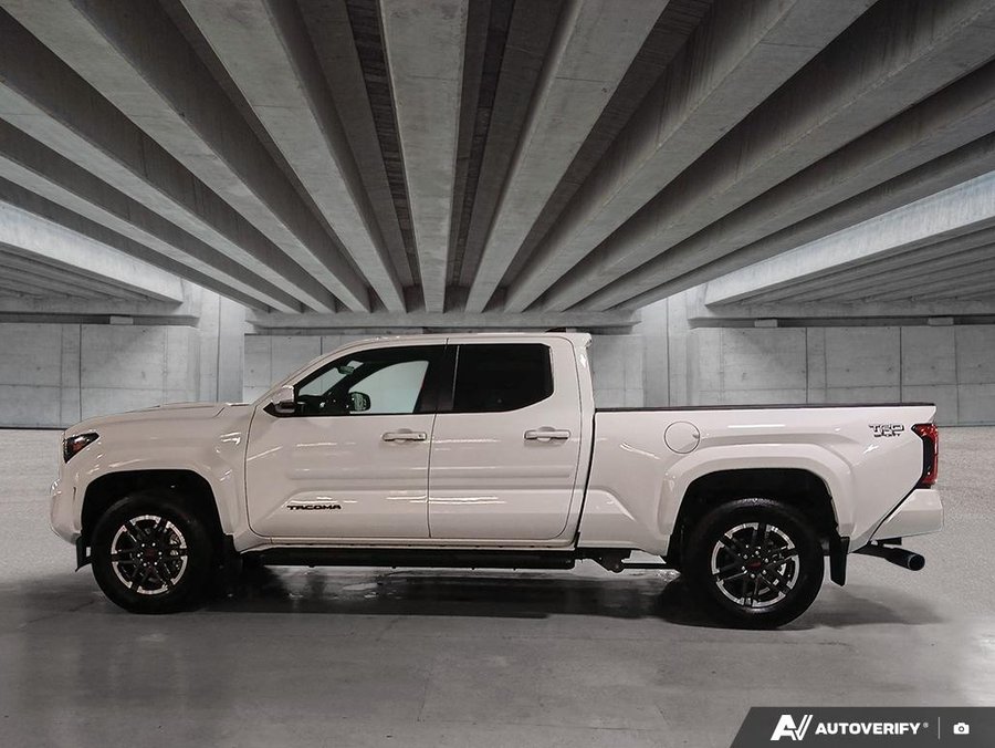 2025 Toyota Tacoma 4x4 Double Cab Auto White