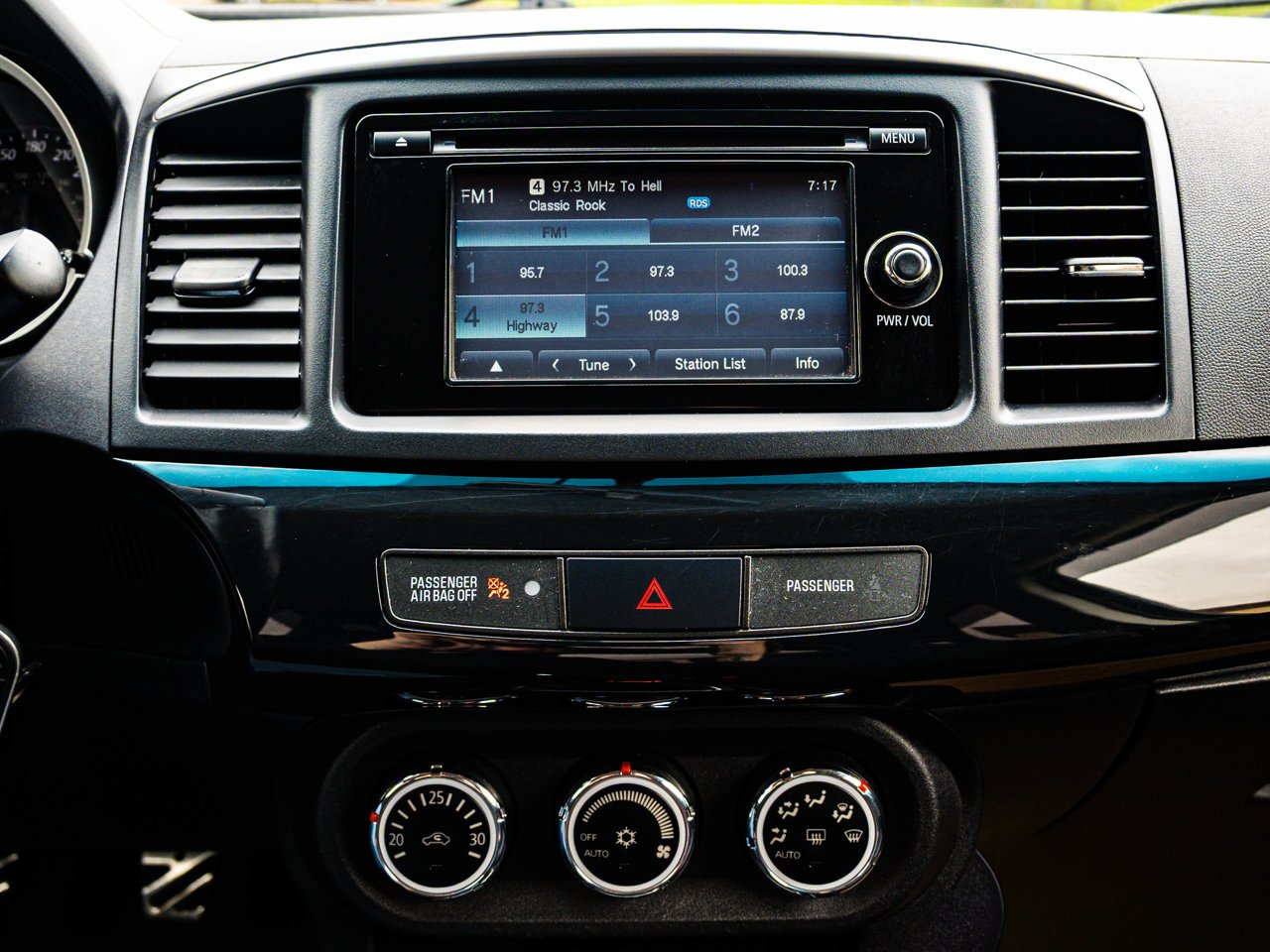 2015 Mitsubishi Lancer Evolution 4dr Sdn GSR Black Sherwood Park - photo #21