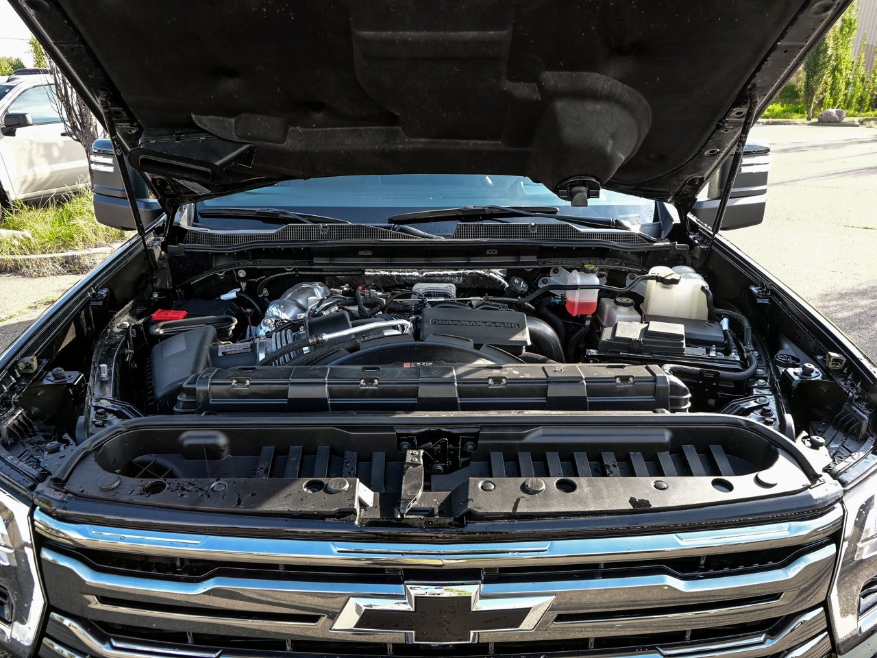 2024 Chevrolet Silverado 3500HD 4WD Crew Cab 159 High Country Black Sherwood Park - photo #8