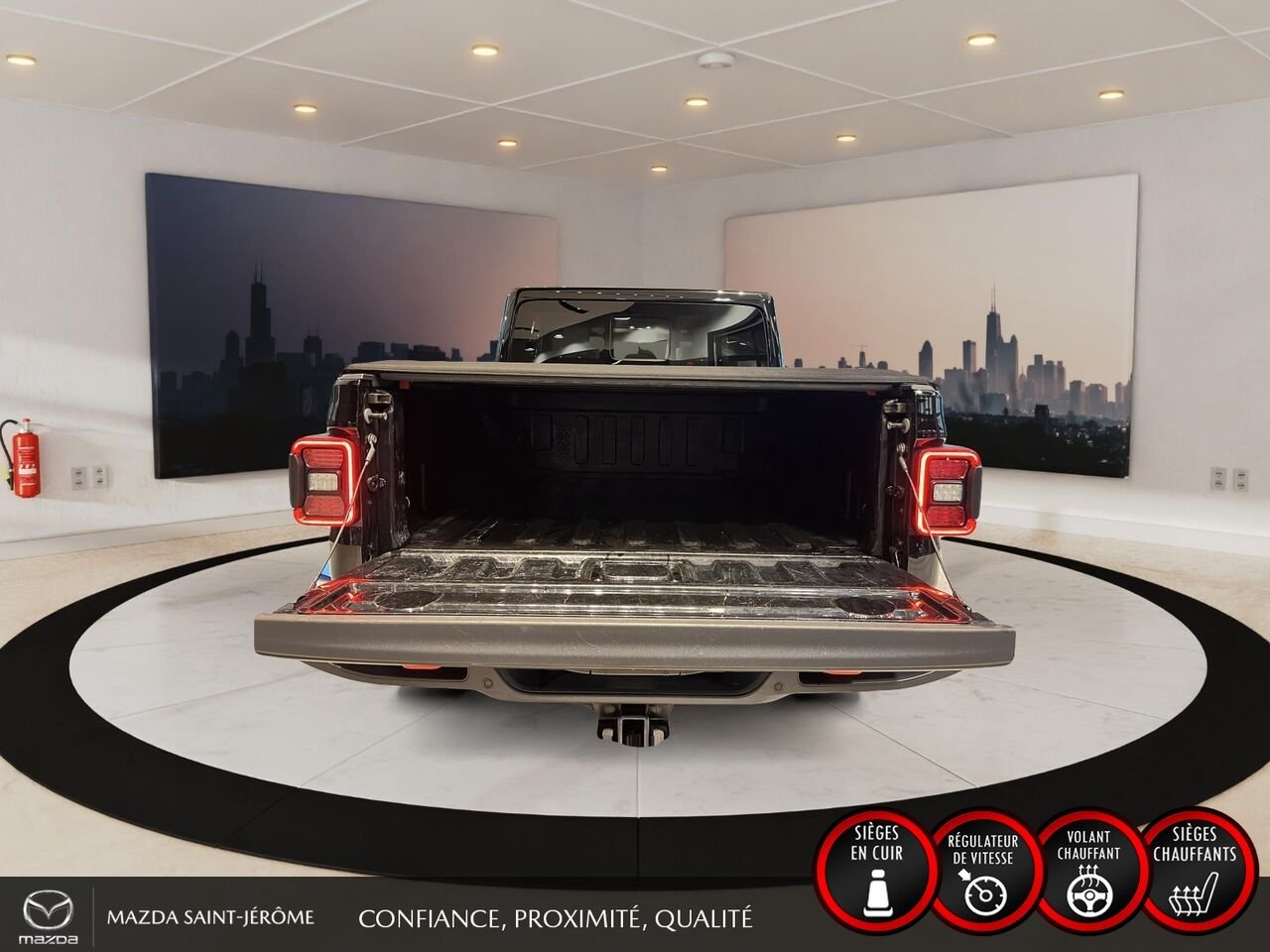 2021 Jeep Gladiator MOJAVE | DEUX TOITS | CUIR | PNEUS TOUT-TERRAIN LT285 | 4X4 Black Saint-Jérôme - photo #24
