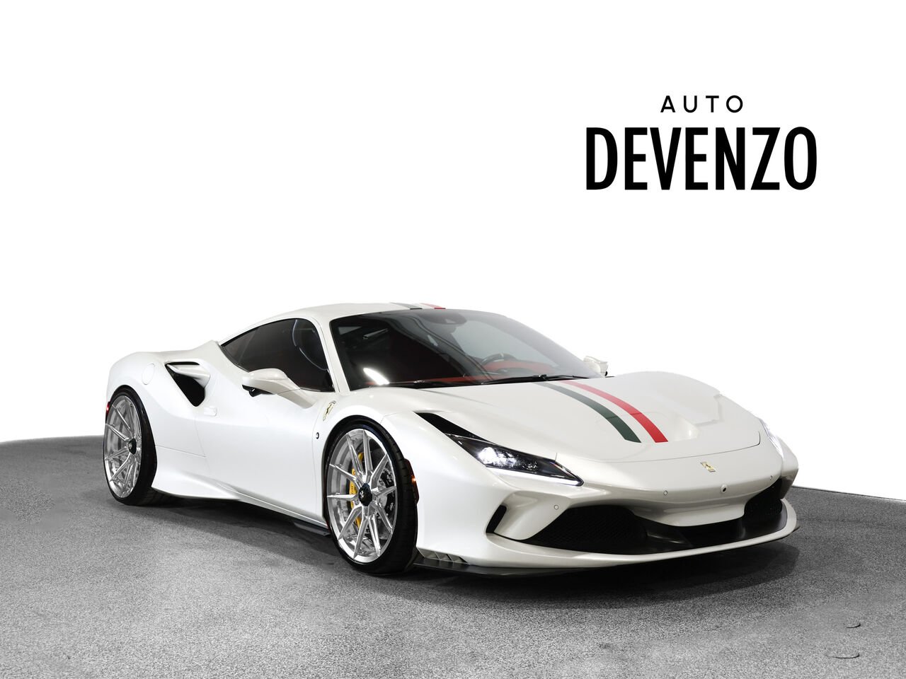 Ferrari F8 Tributo 2022 Blanc Saint-Eustache - photo #1