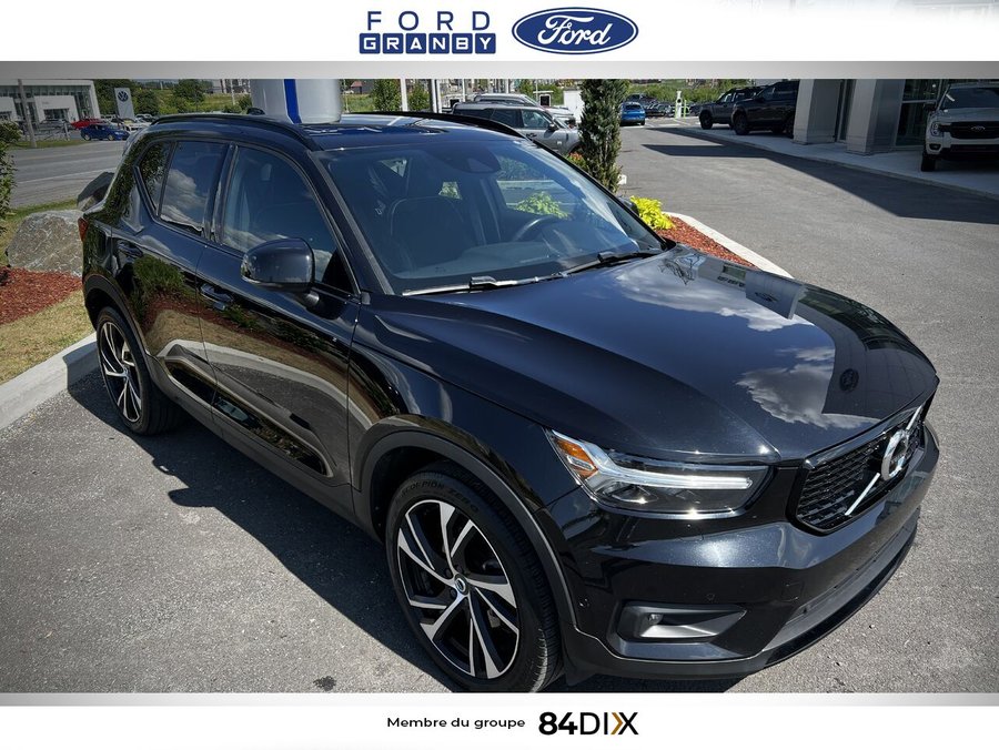 2021 Volvo XC40 Black