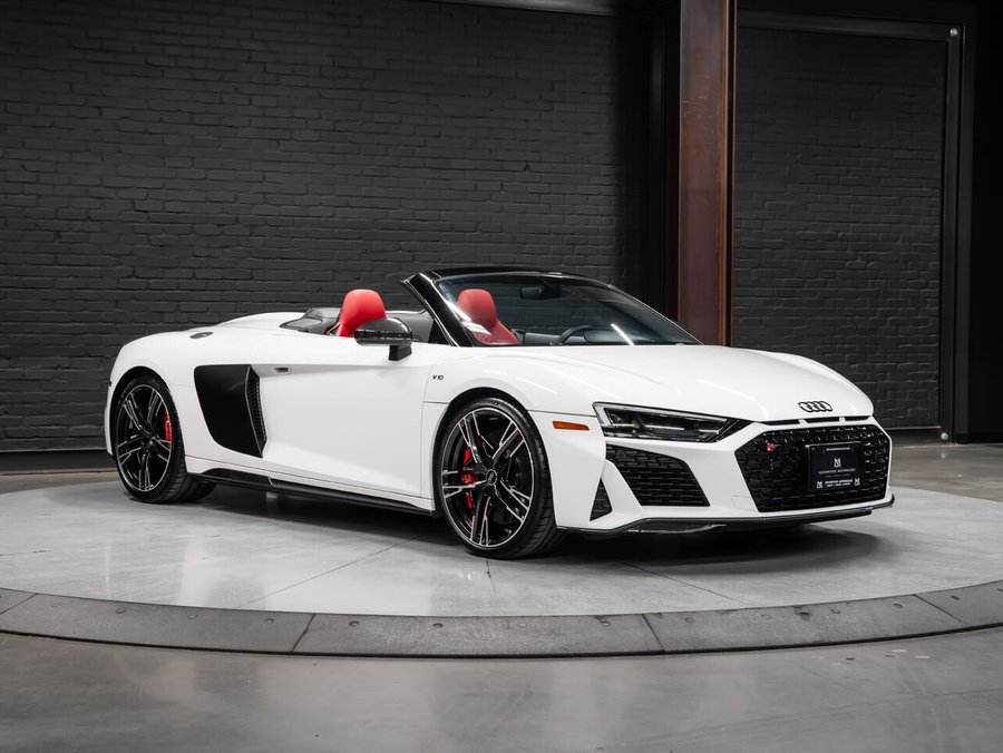 2021 Audi R8 Spyder V10 performance | Carbon Exterior Trim Details | Bang & Olufsen Audio System White
