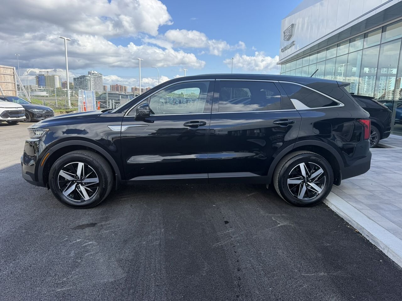 2023 Kia Sorento LX Premium AWD 7 PASSAGERS Black Laval - photo #1