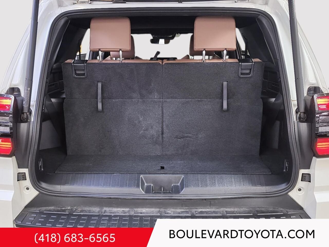 2025 Toyota 4RUNNER 100761A-69 | GROUPE LIMITED, 7 PLACES, 4X4 White Québec - photo #23