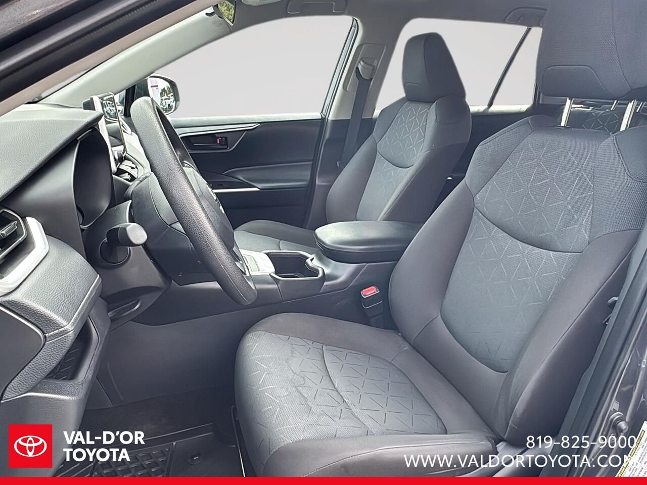 2025 Toyota RAV4 LE TI Grey Val-d'Or - photo #7