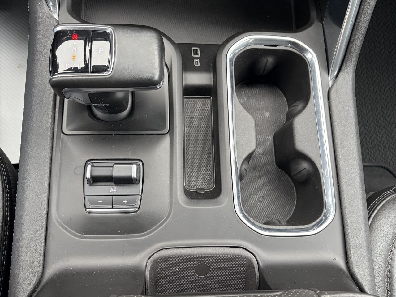 2023 GMC SIERRA K1500 DENALI Denali cabine multiplace 4RM 157 po White Gatineau - photo #8
