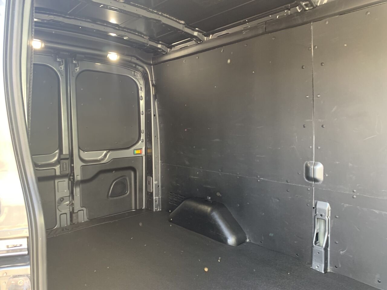 2025 Ford Transit fourgon utilitaire Grey Châteauguay - photo #12