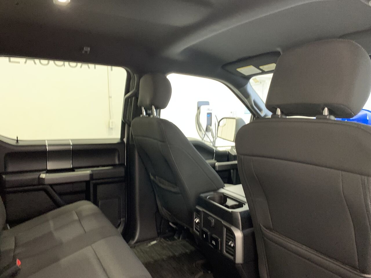 Ford F-150 XLT SPORT SUPERCREW XLT cabine SuperCrew 4RM caisse de 5,5 pi 2019 Blanc Châteauguay - photo #17