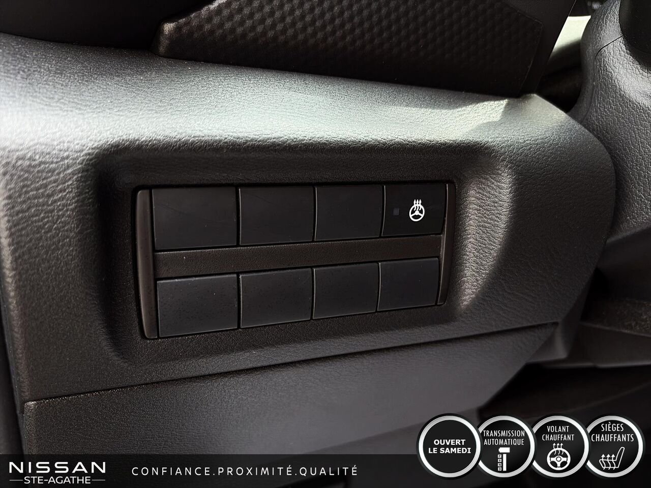 Nissan Kicks SV TA | BAS KILOMÉTRAGE | UN SEUL PROPRIÉTAIRE | APPLE CARPLAY | BOÎTE AUTOMATIQUE 2024 Noir Saint-Jérôme - photo #14