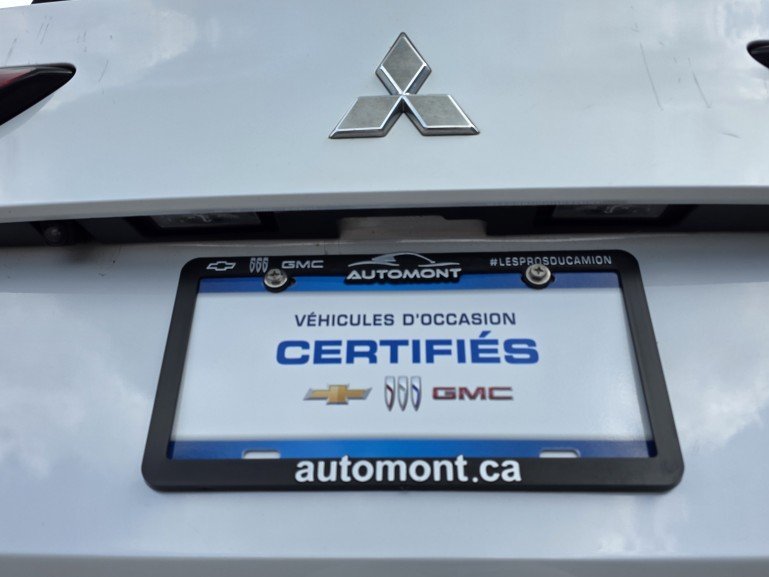 2022 Mitsubishi Outlander SE S-AWC White Mont-Laurier - photo #7