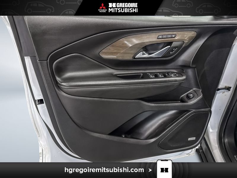 2023 GMC Terrain White Laval - photo #12