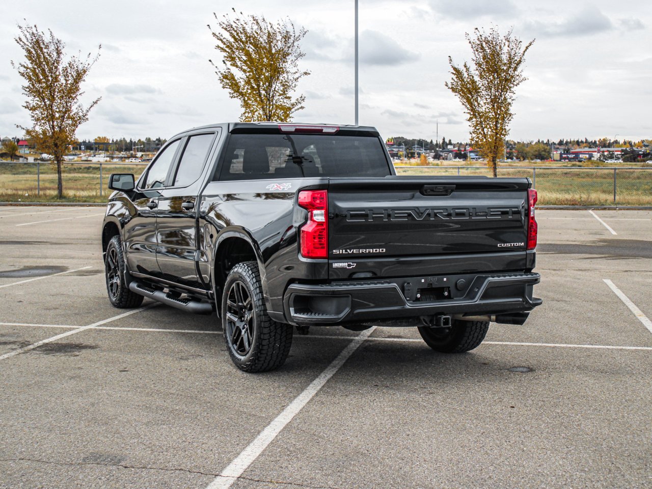 2025 Chevrolet Silverado 1500 4WD Crew Cab 147 Custom Black Sherwood Park - photo #5
