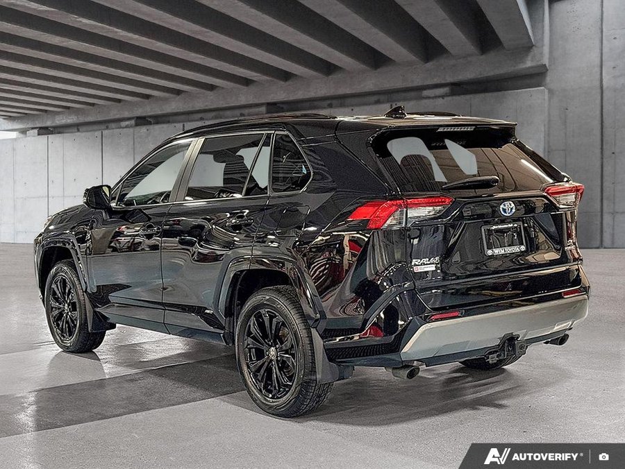 2022 Toyota RAV4 2022 Black