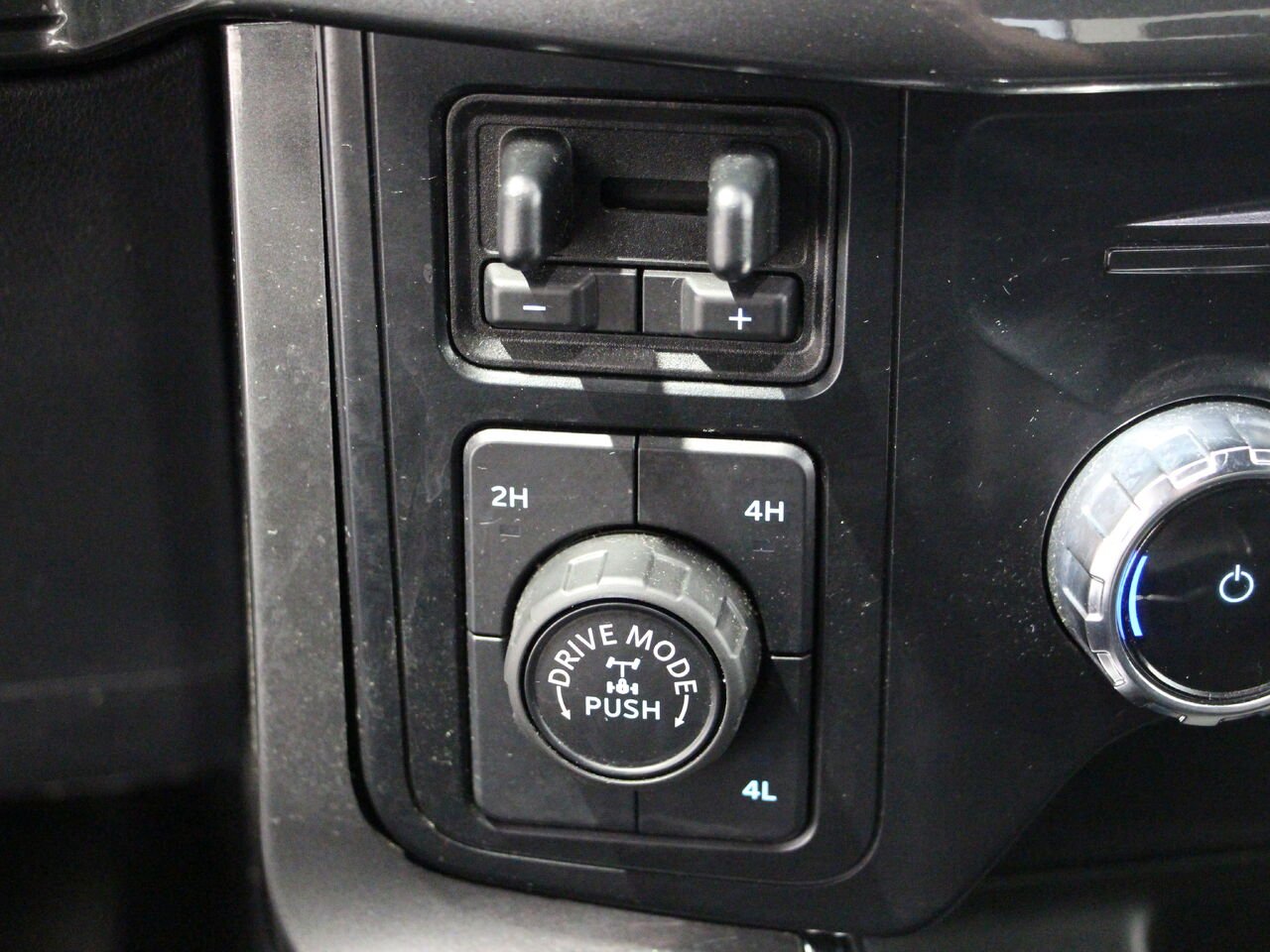 2023 Ford F-150 Black Châteauguay - photo #20