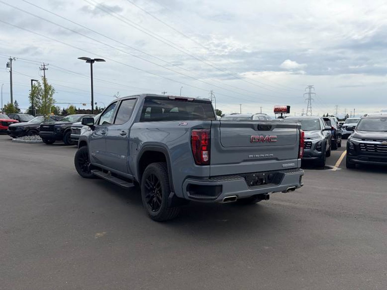 2024 GMC Sierra 1500 4WD Crew Cab 147 Elevation Grey Sherwood Park - photo #2