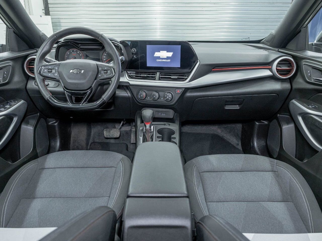 Chevrolet Trax 1RS *SIÈGES / VOLANT CHAUF* CARPLAY BLUETOOTH WIFI 2025 Gris Saint-Jérôme - photo #10