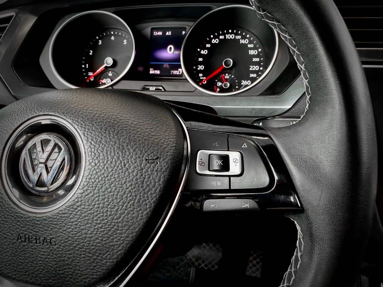 2021 Volkswagen Tiguan White Notre-Dame-des-Prairies - photo #24