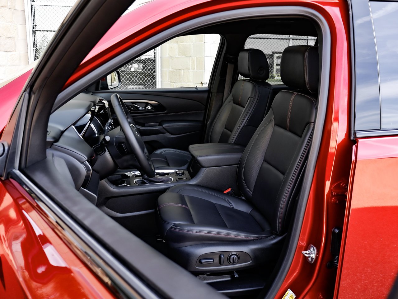 2024 Chevrolet Traverse Limited AWD 4dr RS Red Sherwood Park - photo #16