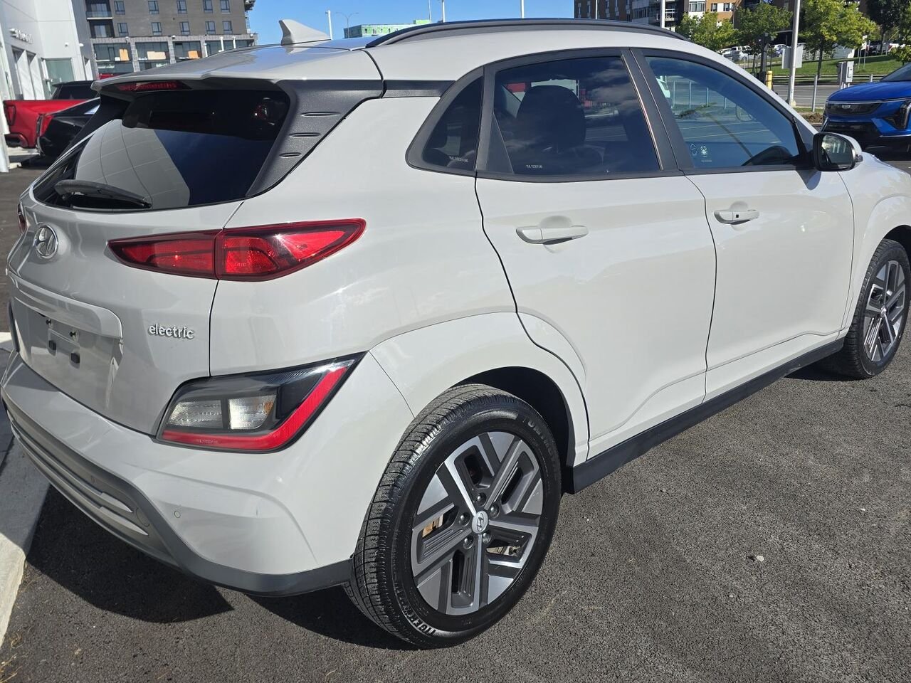 2023 Hyundai Kona Electric PREFERRED Grey Laval - photo #6