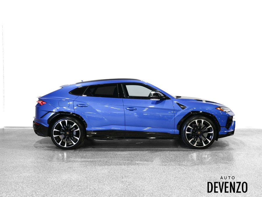 2024 Lamborghini Urus 2024 Blue