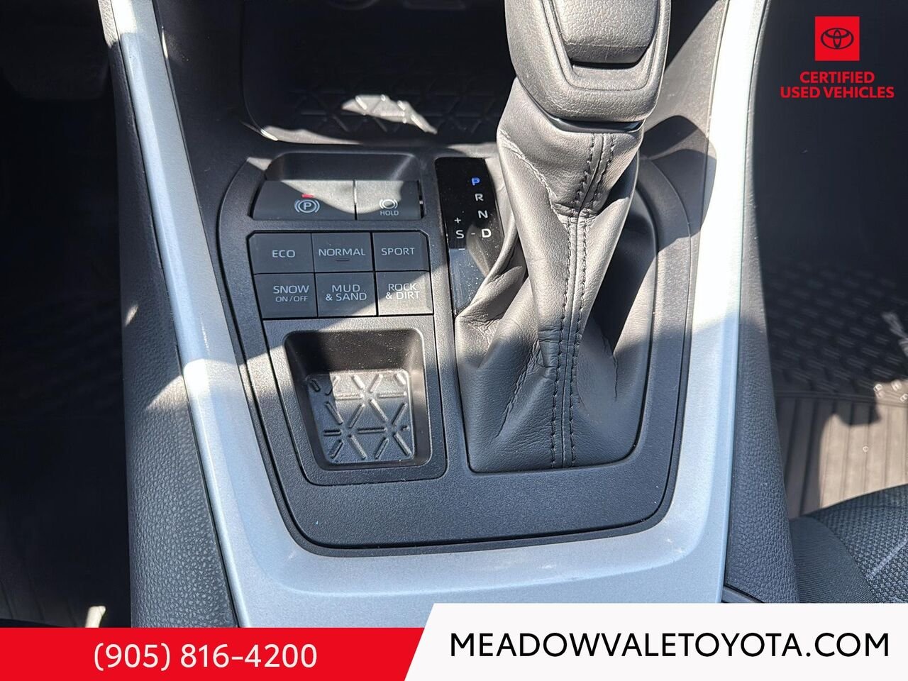 2025 Toyota RAV4 Bluetooth Black Mississauga - photo #17
