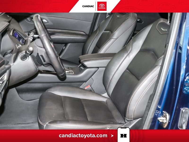 2019 Cadillac XT4 Blue Laval - photo #15