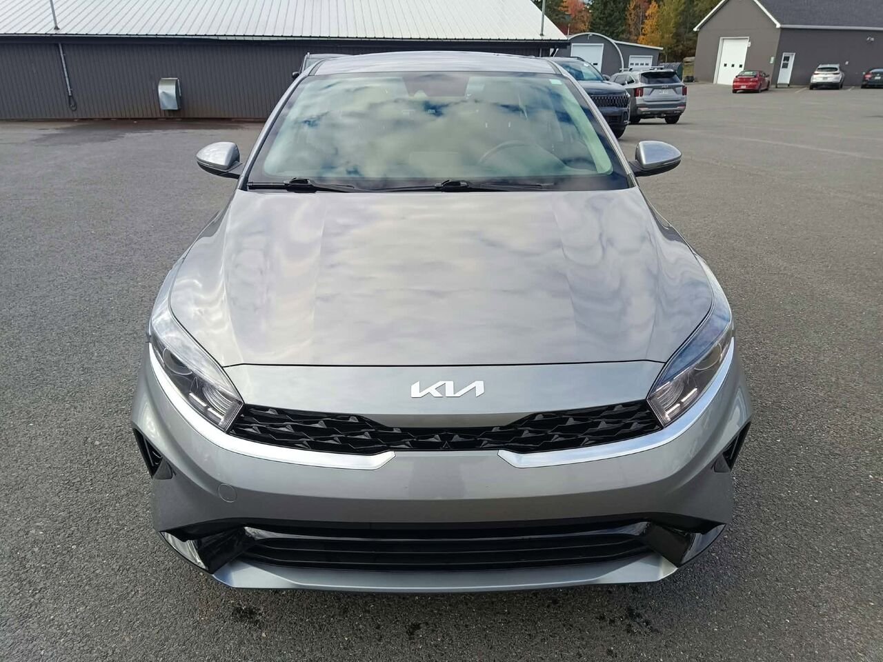 Kia Forte 2023 Gris Lac Mégantic - photo #2