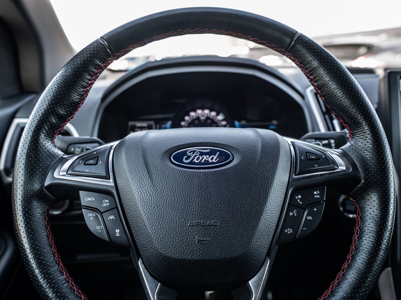2022 Ford Edge Black Sainte-Julienne - photo #20