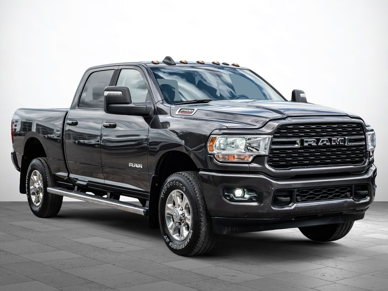 2023 Ram 2500 Grey Sainte-Julienne - photo #1